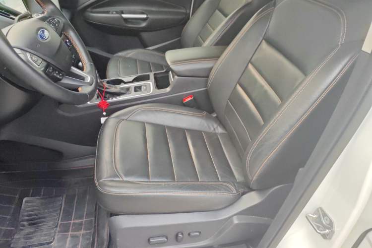 Used Ford Kuga 2017 EcoBoost 245 Four-Wheel-Drive Sport Model Left Front Seat