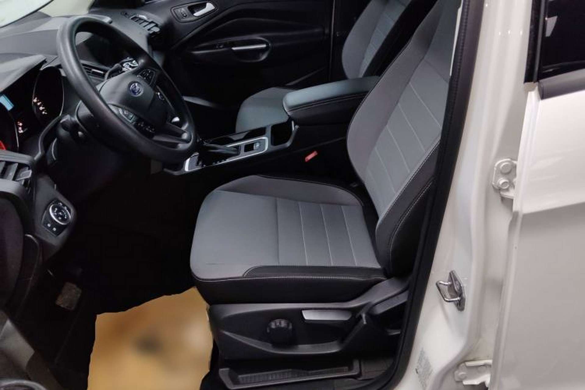 Used Ford Kuga 2017 EcoBoost 180 Two-Wheel-Drive Elite Trim Left Front Seat