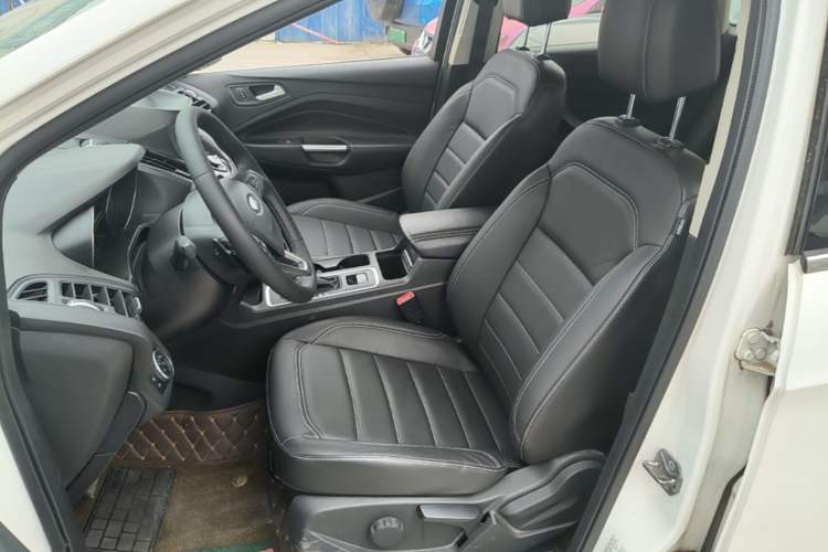 Used Ford Kuga 2017 EcoBoost 180 Two-Wheel-Drive Tiger Leap Model Left Front Seat