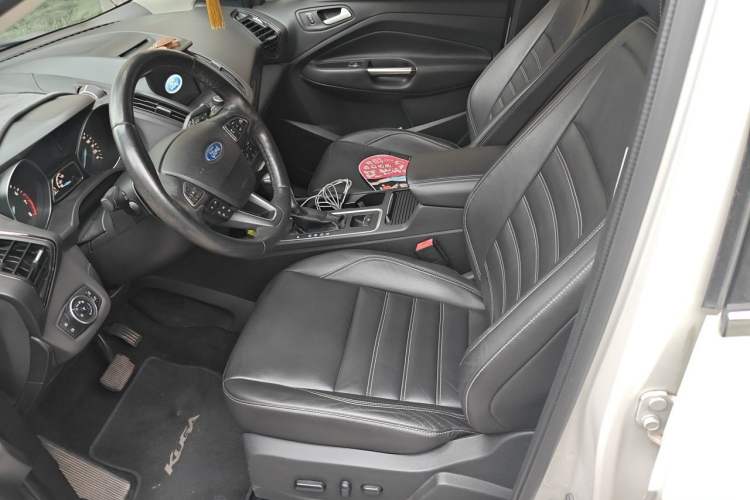 Used Ford Kuga 2017 EcoBoost 180 Two-Wheel-Drive Luxury Wing Edition Left Front Seat