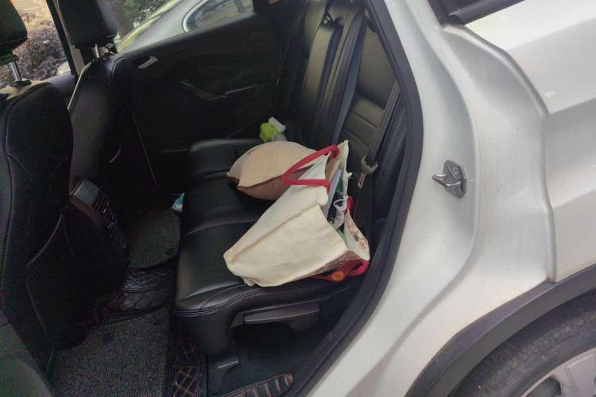 Used Ford Kuga 2017 EcoBoost 180 Two-Wheel-Drive Platinum Edition Left Rear Seat