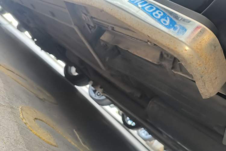 Used Ford Kuga 2017 EcoBoost 180 Two-Wheel-Drive Tiger Leap Model Left Side Sill