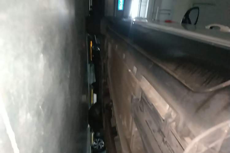 Used Ford Kuga 2017 EcoBoost 245 Four-Wheel-Drive Sport Model Left Side Sill