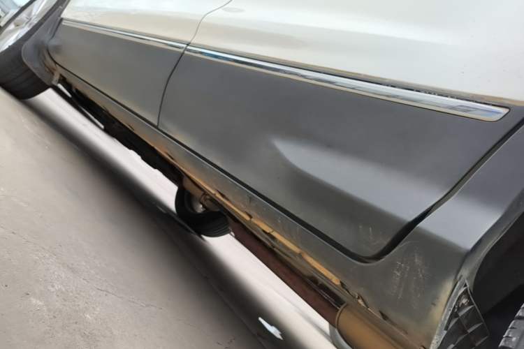 Used Ford Kuga 2017 EcoBoost 180 Four-Wheel Drive Luxury Wing Model Left Side Sill