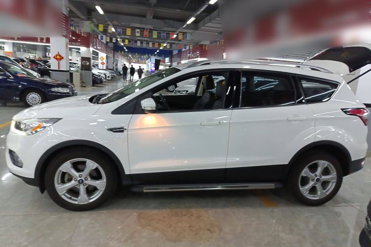 Used Ford Kuga 2017 EcoBoost 180 Two-Wheel-Drive Platinum Edition Left Side