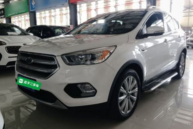 Ford Kuga 2017 EcoBoost 180 Four-Wheel Drive Luxury Wing Model с пробегом