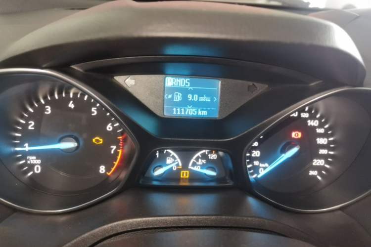 Used Ford Kuga 2017 EcoBoost 180 Two-Wheel-Drive Elite Trim Odometer Close Up