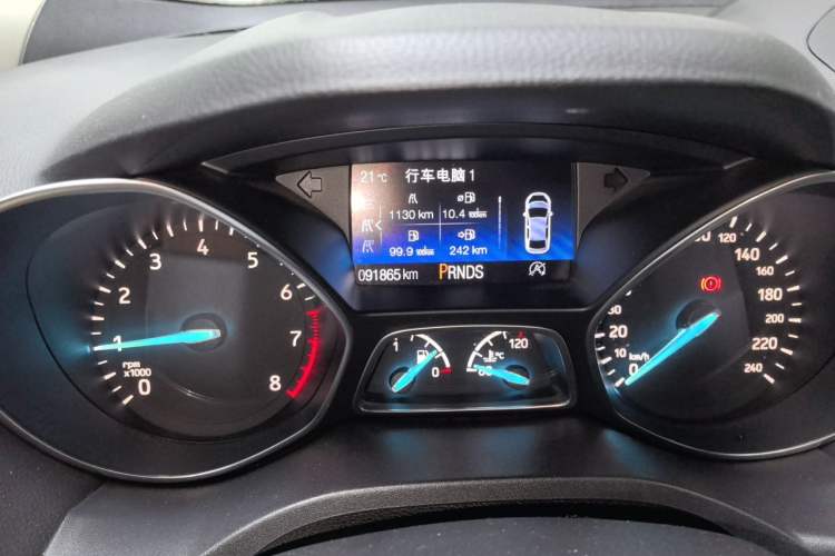 Used Ford Kuga 2017 EcoBoost 245 4x4 Prestige Edition Odometer Close Up