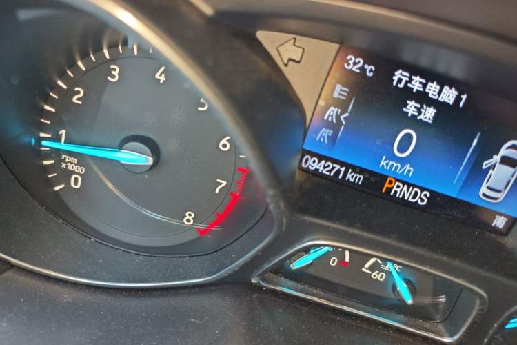 Used Ford Kuga 2017 EcoBoost 180 Two-Wheel-Drive Luxury Wing Edition Odometer Close Up