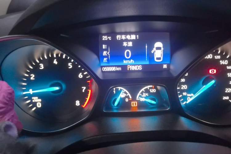 Used Ford Kuga 2017 EcoBoost 180 Two-Wheel-Drive Luxury Wing Edition Odometer Close Up