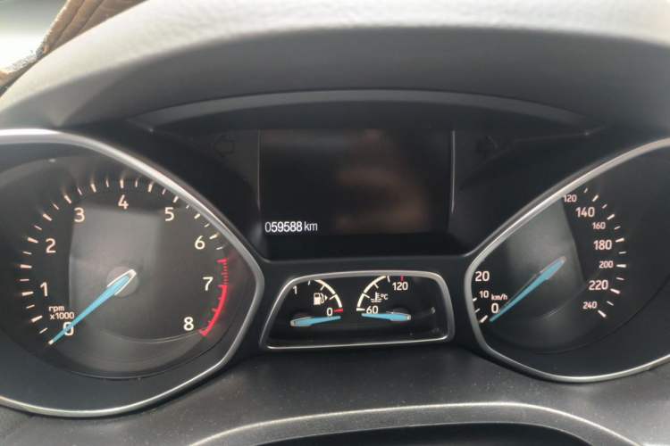 Used Ford Kuga 2017 EcoBoost 245 Four-Wheel Drive Titanium Edition Odometer Close Up