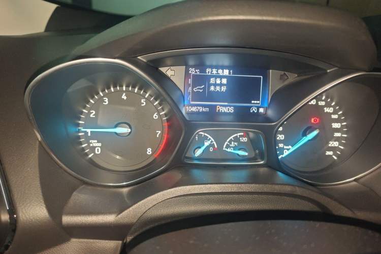 Used Ford Kuga 2017 EcoBoost 245 Four-Wheel-Drive Sport Model Odometer Close Up