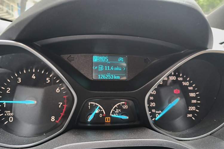 Used Ford Kuga 2017 EcoBoost 245 Four-Wheel Drive Platinum Edition Odometer Close Up