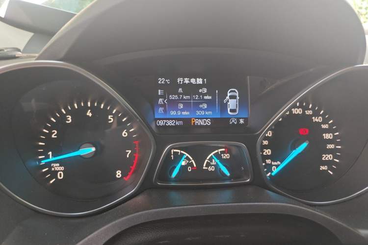 Used Ford Kuga 2017 EcoBoost 245 Four-Wheel-Drive Sport Model Odometer Close Up