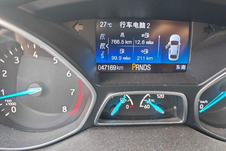 Used Ford Kuga 2017 EcoBoost 180 Four-Wheel Drive Titanium Edition Odometer Close Up