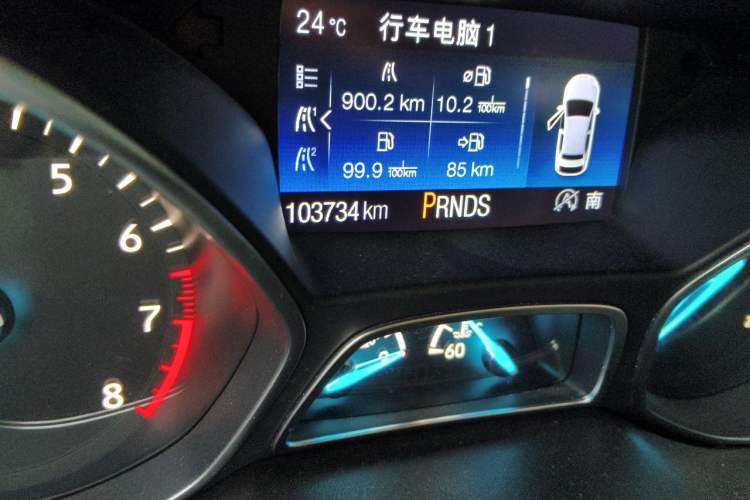 Used Ford Kuga 2017 EcoBoost 245 4x4 Prestige Edition Odometer Close Up