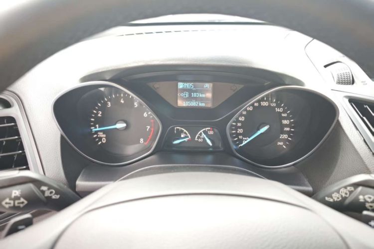 Used Ford Kuga 2017 EcoBoost 180 Two-Wheel-Drive Platinum Edition Odometer Close Up