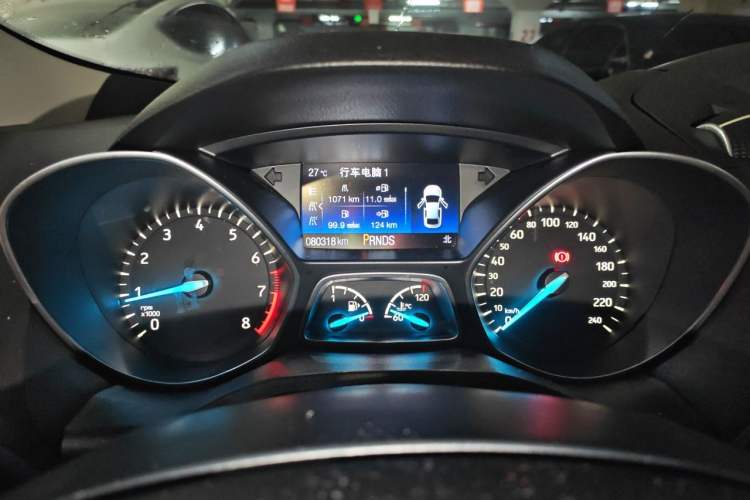 Used Ford Kuga 2017 EcoBoost 180 Two-Wheel-Drive Luxury Wing Edition Odometer Close Up