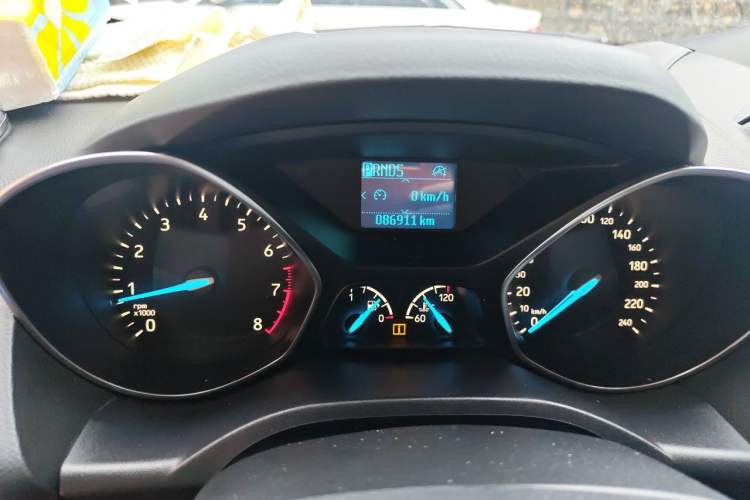 Used Ford Kuga 2017 EcoBoost 180 Two-Wheel-Drive Elite Trim Odometer Close Up