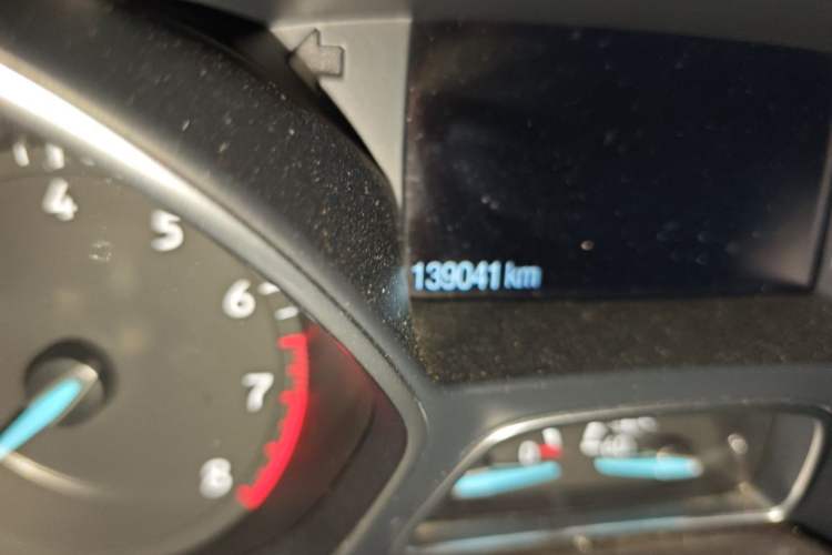 Used Ford Kuga 2017 EcoBoost 180 Four-Wheel Drive Luxury Wing Model Odometer Close Up