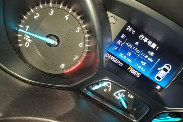 Used Ford Kuga 2017 EcoBoost 180 Four-Wheel Drive Luxury Wing Model Odometer Close Up