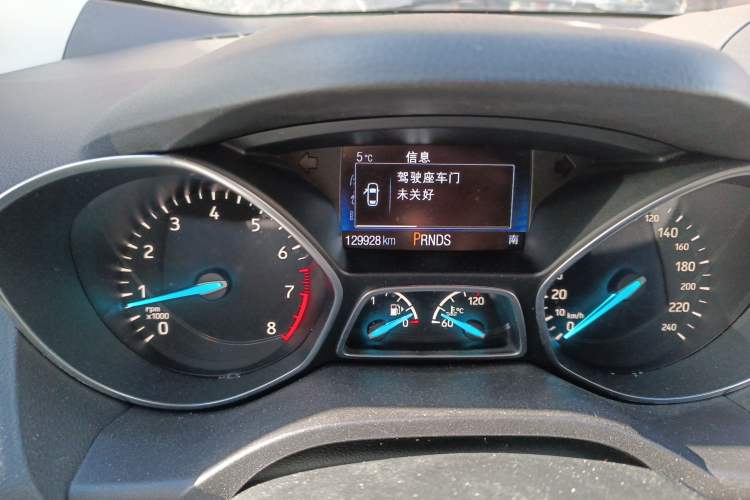 Used Ford Kuga 2017 EcoBoost 180 Four-Wheel Drive Luxury Wing Model Odometer Close Up