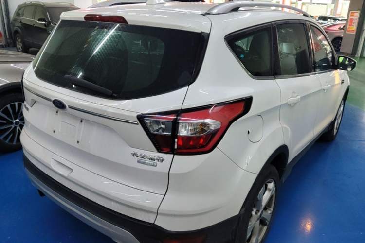 Used Ford Kuga 2017 EcoBoost 180 Two-Wheel-Drive Platinum Edition Rear Right 45 Deg