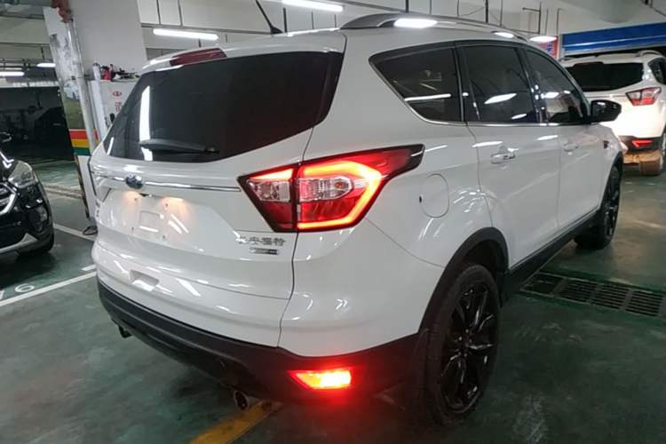 Used Ford Kuga 2017 EcoBoost 245 Four-Wheel-Drive Sport Model Rear Right 45 Deg