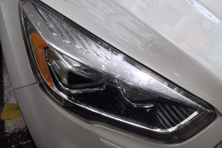 Used Ford Kuga 2017 EcoBoost 245 4x4 Prestige Edition Right Front Headlight