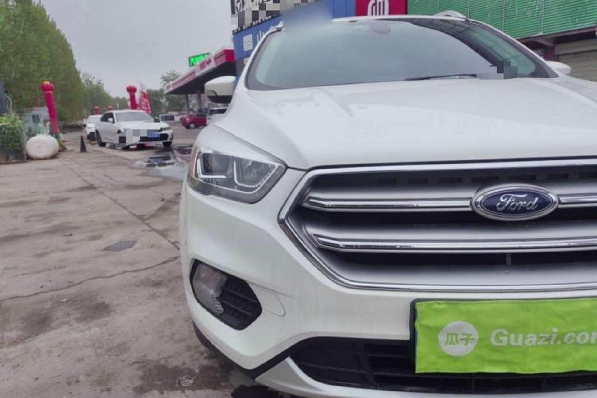 Used Ford Kuga 2017 EcoBoost 180 Two-Wheel-Drive Tiger Leap Model Right Front Headlight