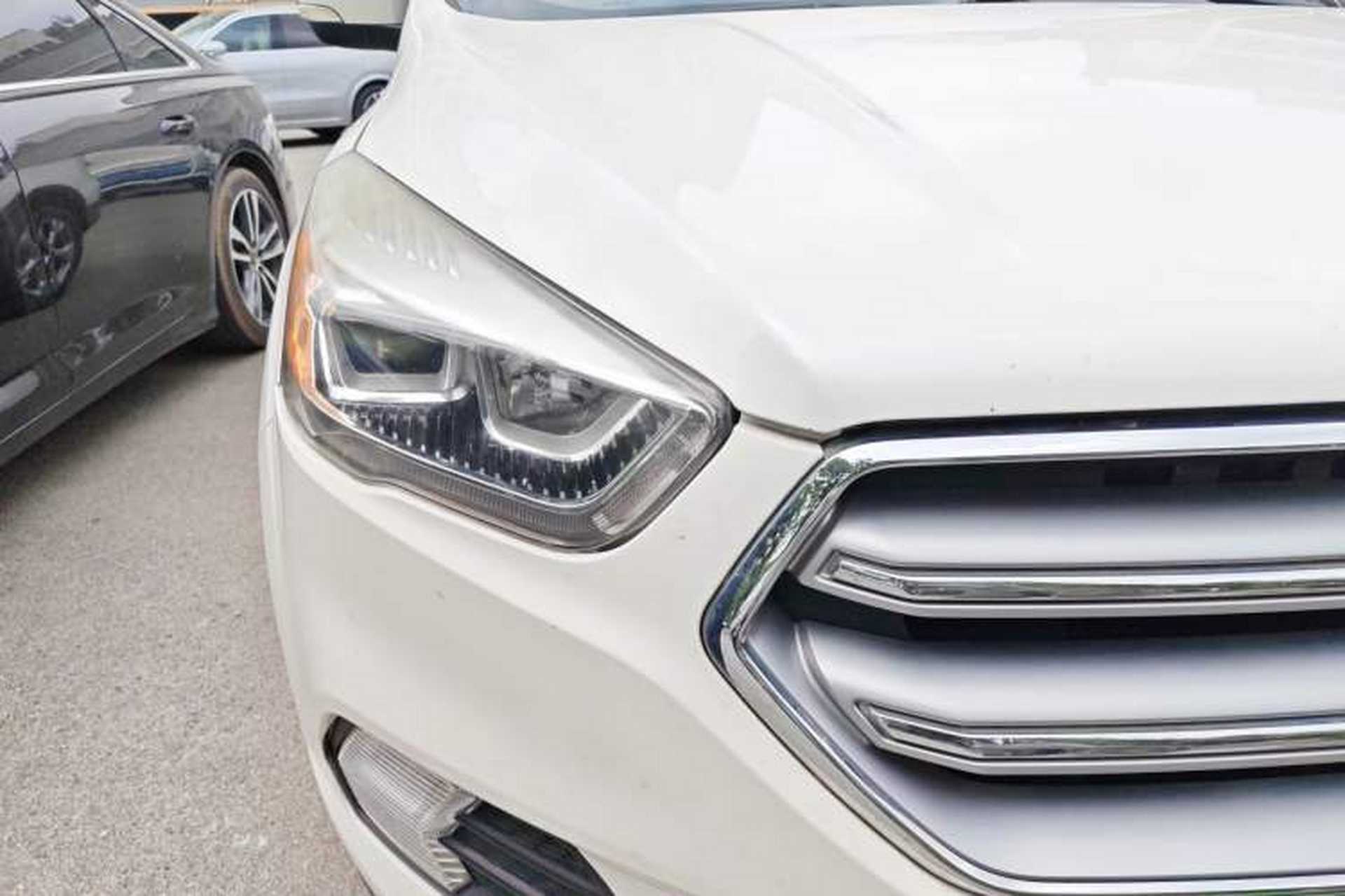 Used Ford Kuga 2017 EcoBoost 180 Two-Wheel-Drive Elite Trim Right Front Headlight