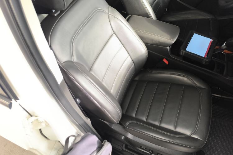 Used Ford Kuga 2017 EcoBoost 245 Four-Wheel Drive Platinum Edition Right Front Seat