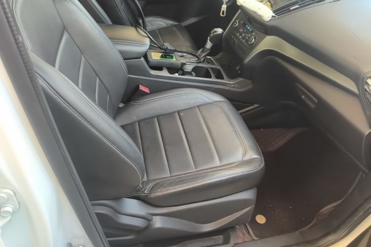 Used Ford Kuga 2017 EcoBoost 180 Two-Wheel-Drive Tiger Leap Model Right Front Seat