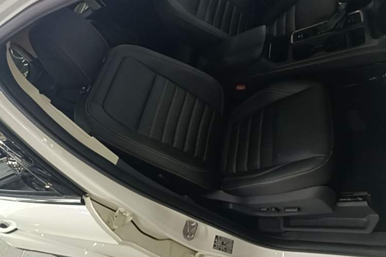 Used Ford Kuga 2017 EcoBoost 245 4x4 Prestige Edition Right Front Seat