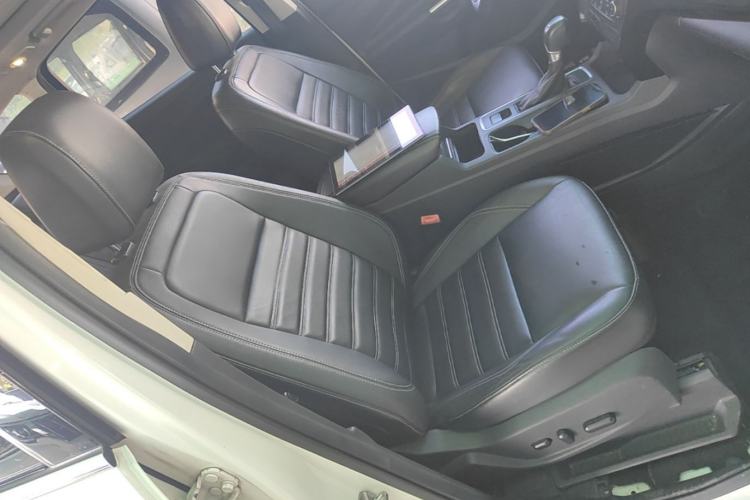 Used Ford Kuga 2017 EcoBoost 245 4x4 Prestige Edition Right Front Seat