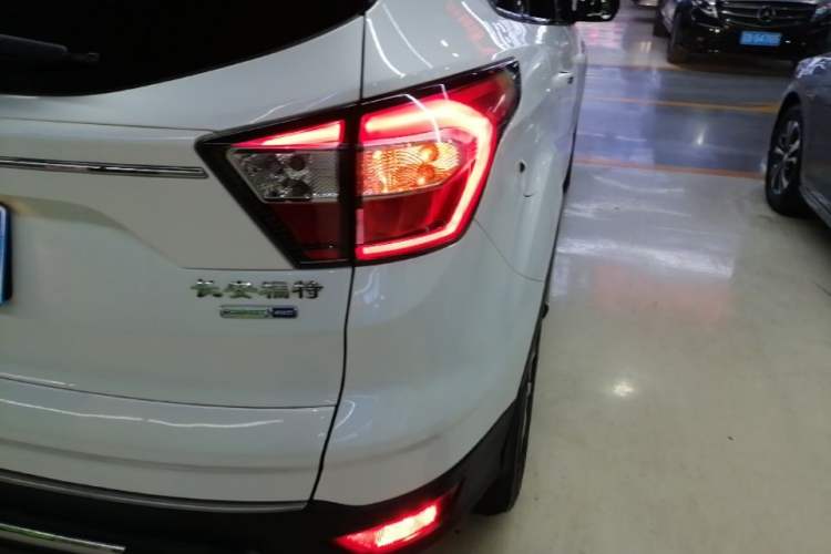 Used Ford Kuga 2017 EcoBoost 245 Four-Wheel Drive Platinum Edition Right Rear Taillight