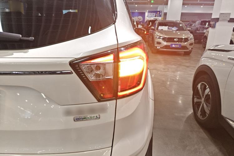 Used Ford Kuga 2017 EcoBoost 180 Two-Wheel-Drive Tiger Leap Model Right Rear Taillight