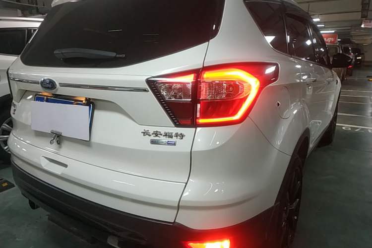 Used Ford Kuga 2017 EcoBoost 245 Four-Wheel-Drive Sport Model Right Rear Taillight