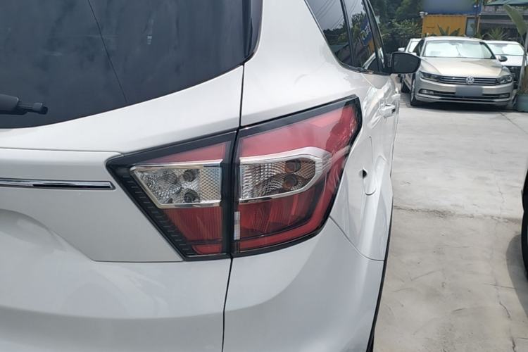 Used Ford Kuga 2017 EcoBoost 180 Four-Wheel Drive Luxury Wing Model Right Rear Taillight
