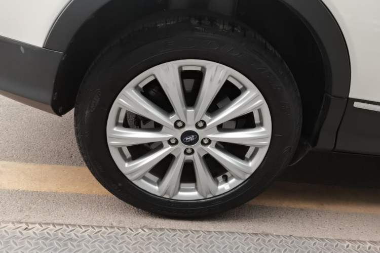 Used Ford Kuga 2017 EcoBoost 180 Four-Wheel Drive Luxury Wing Model Right Rear Wheel Hub