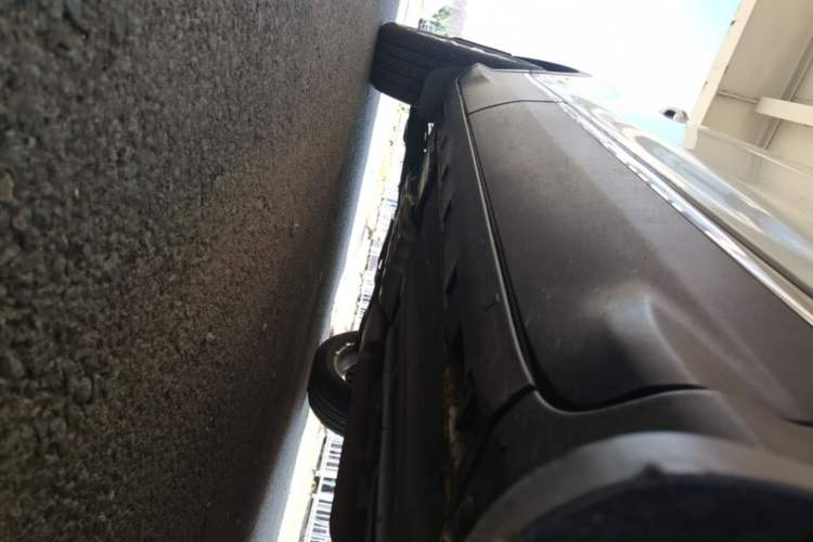 Used Ford Kuga 2017 EcoBoost 245 4x4 Prestige Edition Right Side Sill