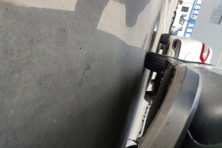 Used Ford Kuga 2017 EcoBoost 245 Four-Wheel-Drive Sport Model Right Side Sill