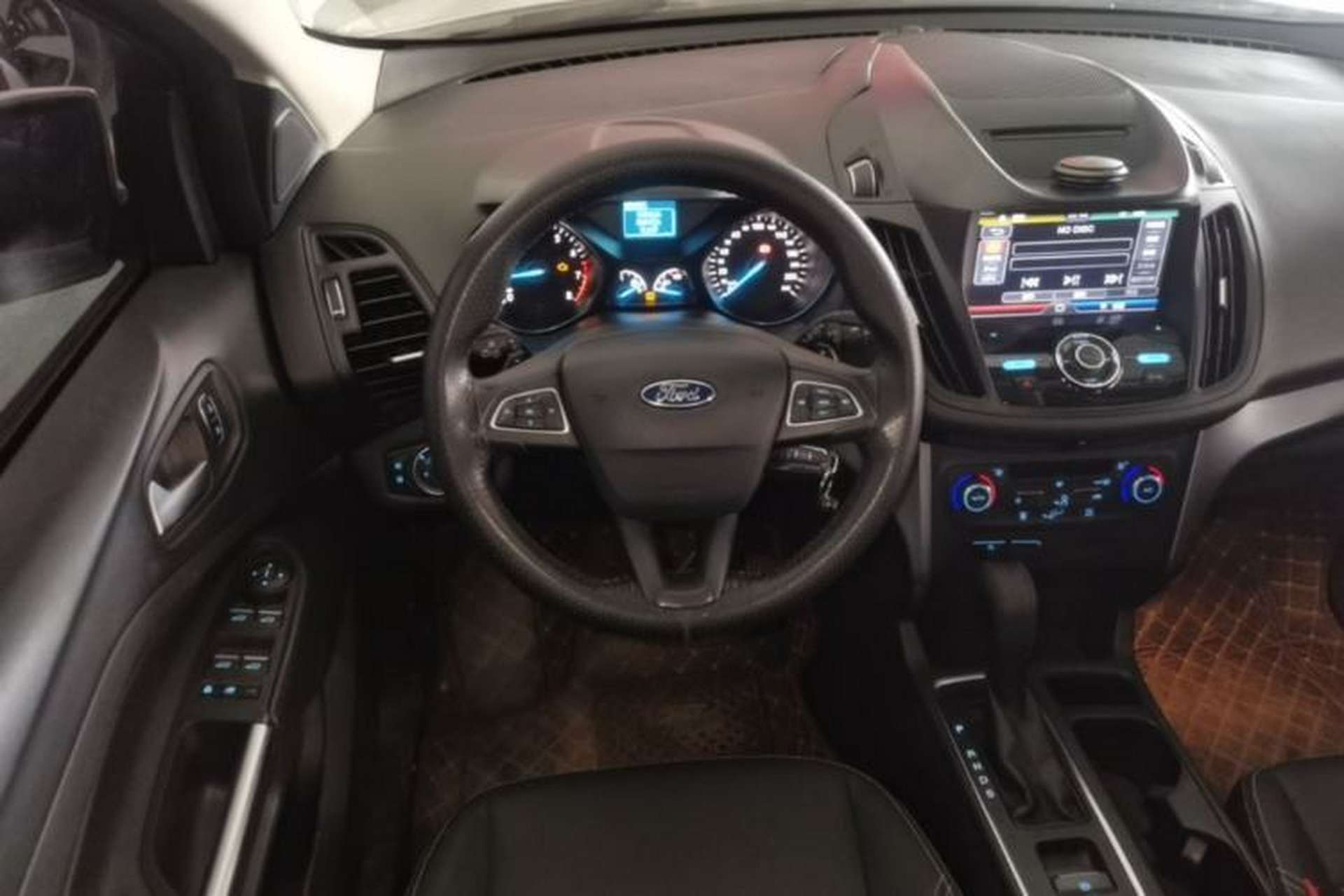 Used Ford Kuga 2017 EcoBoost 180 Two-Wheel-Drive Elite Trim Steering Wheel