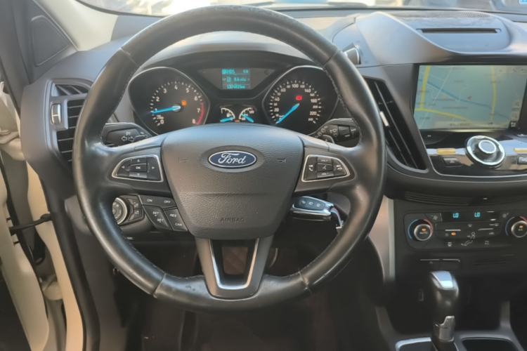 Used Ford Kuga 2017 EcoBoost 180 Two-Wheel-Drive Tiger Leap Model Steering Wheel