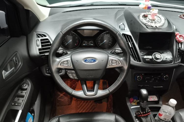 Used Ford Kuga 2017 EcoBoost 180 Two-Wheel-Drive Tiger Leap Model Steering Wheel
