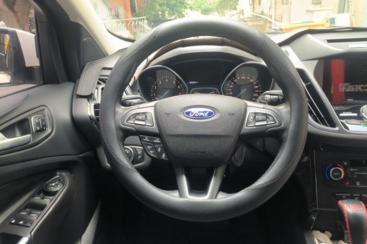 Used Ford Kuga 2017 EcoBoost 245 Four-Wheel Drive Titanium Edition Steering Wheel