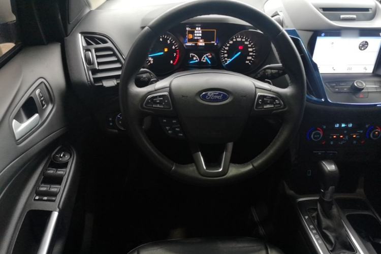 Used Ford Kuga 2017 EcoBoost 180 Four-Wheel Drive Luxury Wing Model Steering Wheel