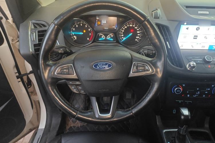 Used Ford Kuga 2017 EcoBoost 180 Two-Wheel-Drive Luxury Wing Edition Steering Wheel