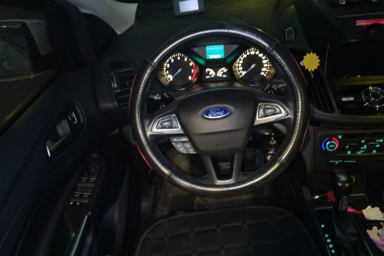 Used Ford Kuga 2017 EcoBoost 180 Two-Wheel-Drive Tiger Leap Model Steering Wheel