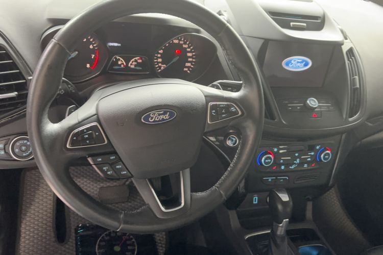 Used Ford Kuga 2017 EcoBoost 180 Two-Wheel-Drive Luxury Wing Edition Steering Wheel